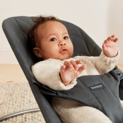 BABYBJORN Skråstole & Babygynger-BabyBjörn Bliss Skråstol Woven Bladmønstret Quilt, Antracitgrå