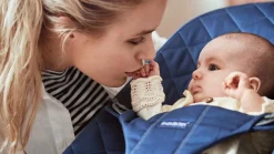 Skråstole & Babygynger|BABYBJORN BabyBjörn Bliss Skråstol Woven Classic Quilt, Midnatsblå Blå