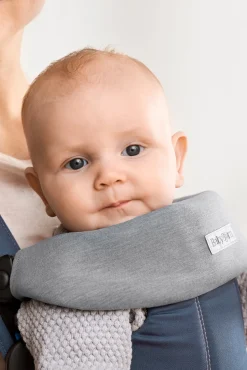 Bæreseler, Strækvikler & Bærestole|Spisetid|BABYBJORN BabyBjörn Hagesmæk til Bæresele Jersey, Lysegrå
