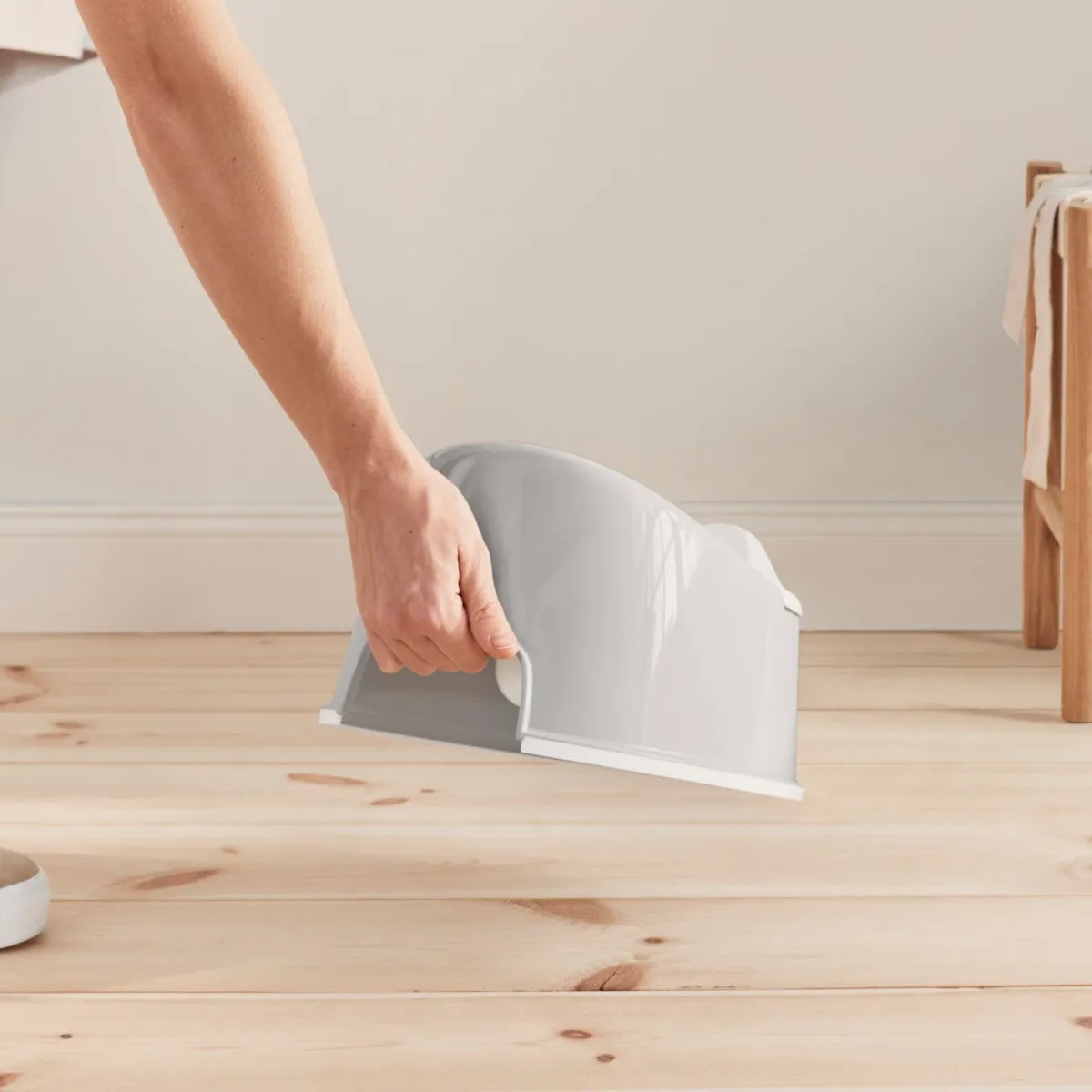 Badeværelset|BABYBJORN BabyBjörn Smart Potte, Grey/White Grå