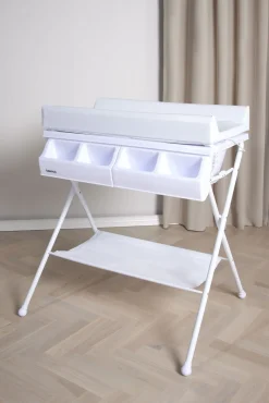Beemoo Badeværelset|Pusleborde-CARE Sammenfoldeligt Puslebord m. Badekar, Hvid