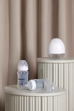 Beemoo Amning-CARE Wearable Elektrisk Brystpumpe Single inkl. Modermælksflaske 240 ml 2-pak