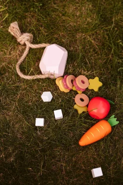 byASTRUP Dukker & Bamser-Fodringssæt til Kæpheste