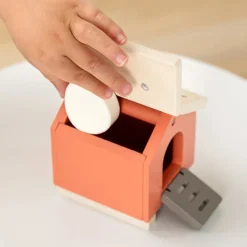 Legetøjsfigurer|DoneByDeer Done By Deer Bondegård Legesæt Kylling