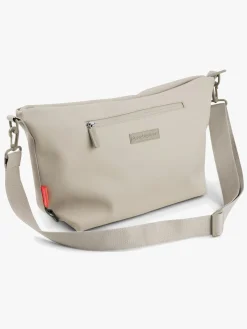 Pusletasker|DoneByDeer Done By Deer Pusletaske med Barnevognskroge, Sandfarvet Beige