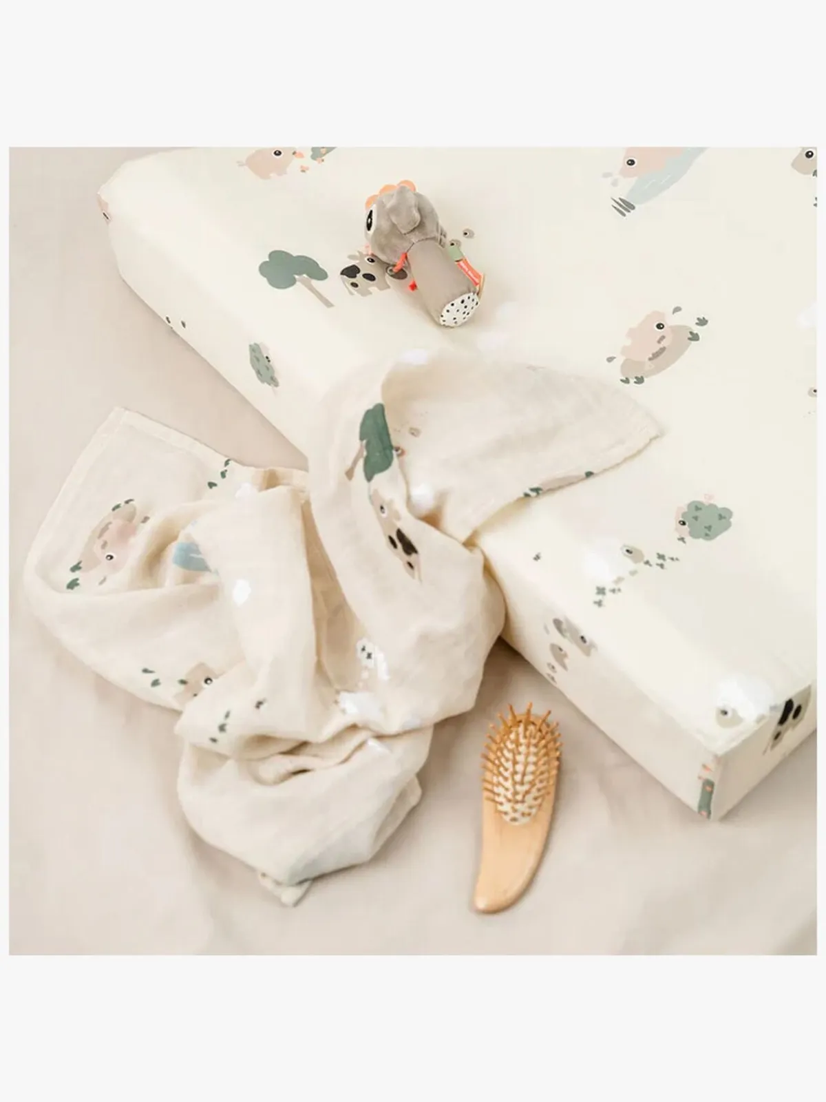 Pusleborde|DoneByDeer Done By Deer Tiny Farm Puslepude, Sand Beige