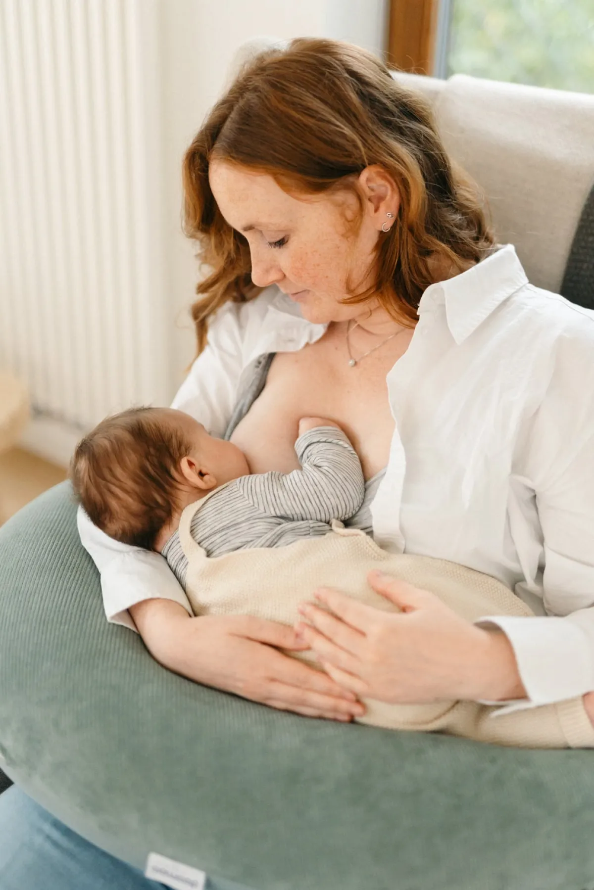 Doomoo Graviditet- Amme- & Graviditetspude Buddy, Manchester Khaki