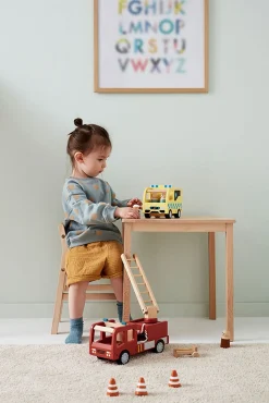 KidsConcept Legetøjsbiler & -Fartøjer-Kids Concept Aiden Ambulance