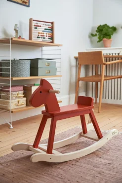 Gyngeheste & -Dyr|KidsConcept Kids Concept Gyngehest Carl Larsson, Rødorange