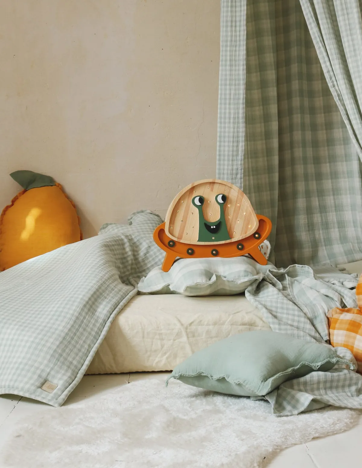 Lamper & Belysning|LittleLights Little Lights Lampe UFO, Sennepsgul/Træ