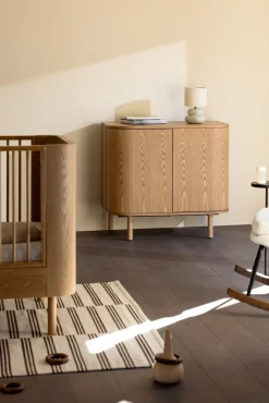 Børnemøbler|Quax YUME Kommode med Døre, Natural Ash