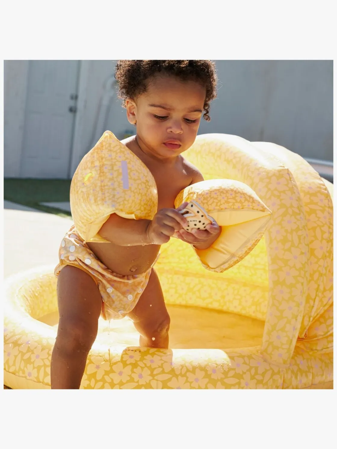 Vandleg|SwimEssentials Swim Essentials Badebassin med Solbeskyttelse 100 cm, Florish Yellow Gul